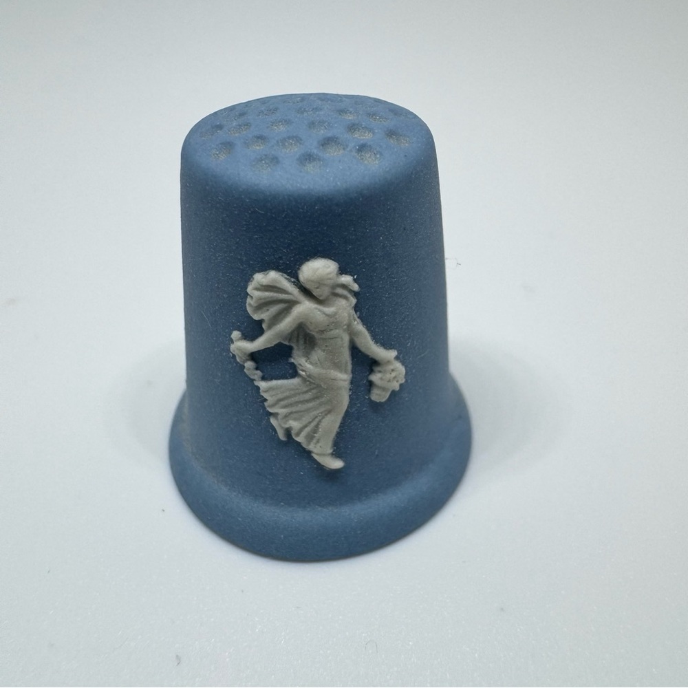 Wedgwood Floral Girl Blue Jasperware Collectible Thimble